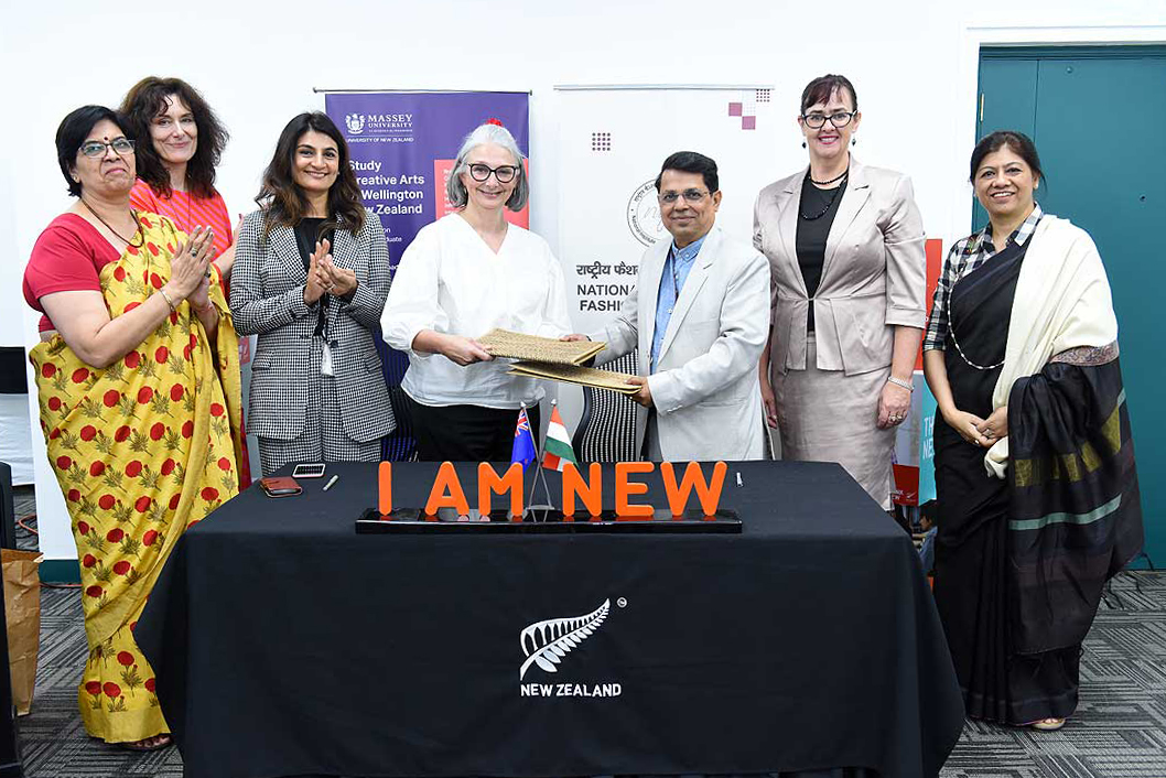 coca-india.jpg coca-india.jpg